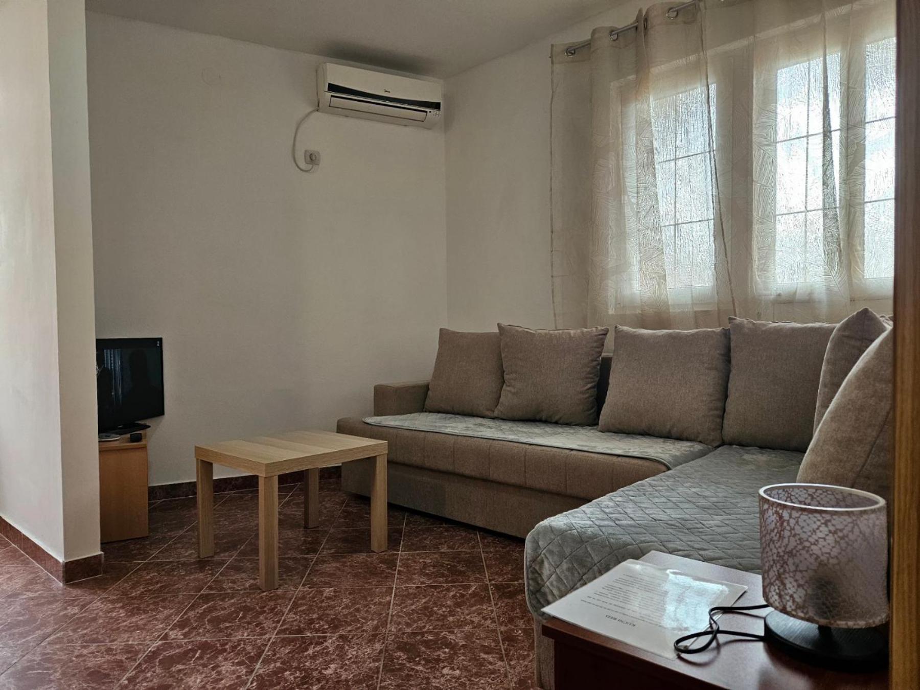 Apartmani Vujicic Bar Ngoại thất bức ảnh